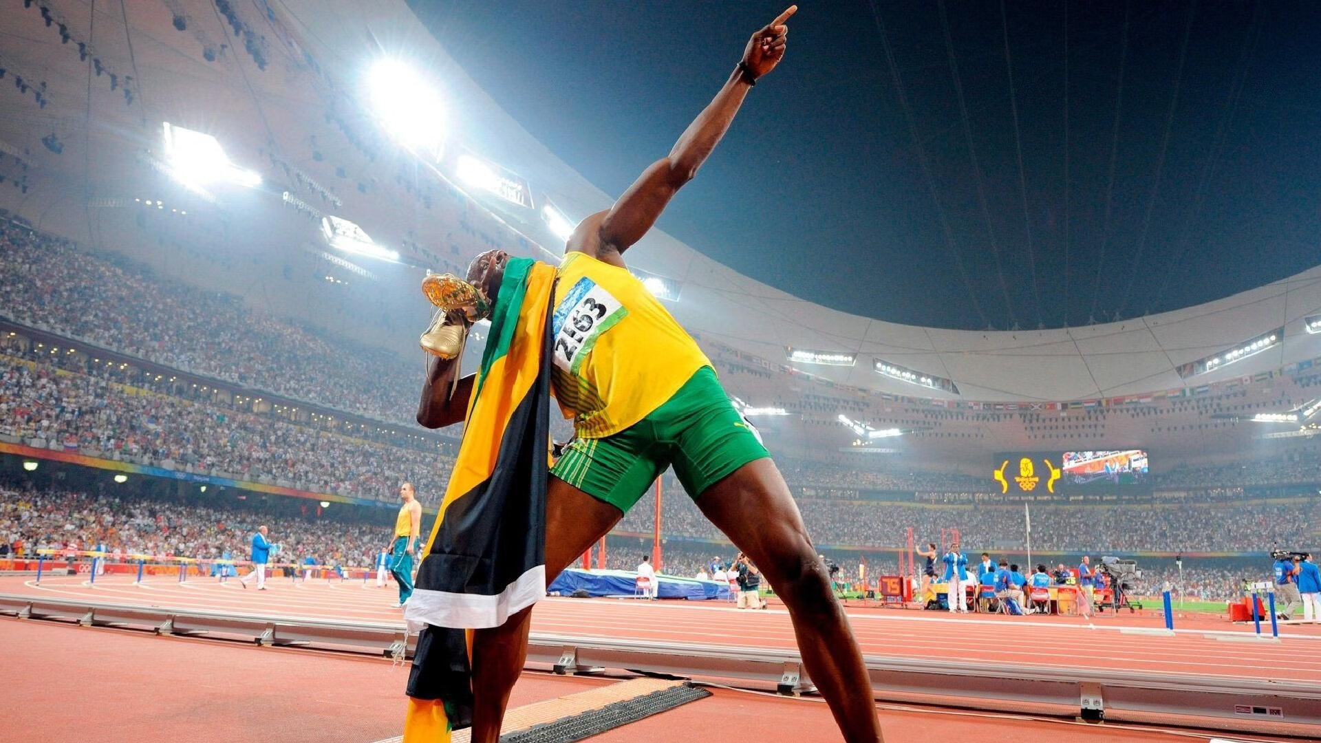 绿茵场与球桌的胜利交响，德国力克法兰西，张本智和统治全场